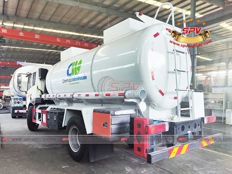 8,000 Litres Chemical Liquid Carrying Truck FAW - LB